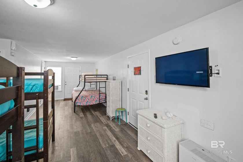 Exceptional Gulf Coast investment and family retreat opportunity - photo 36