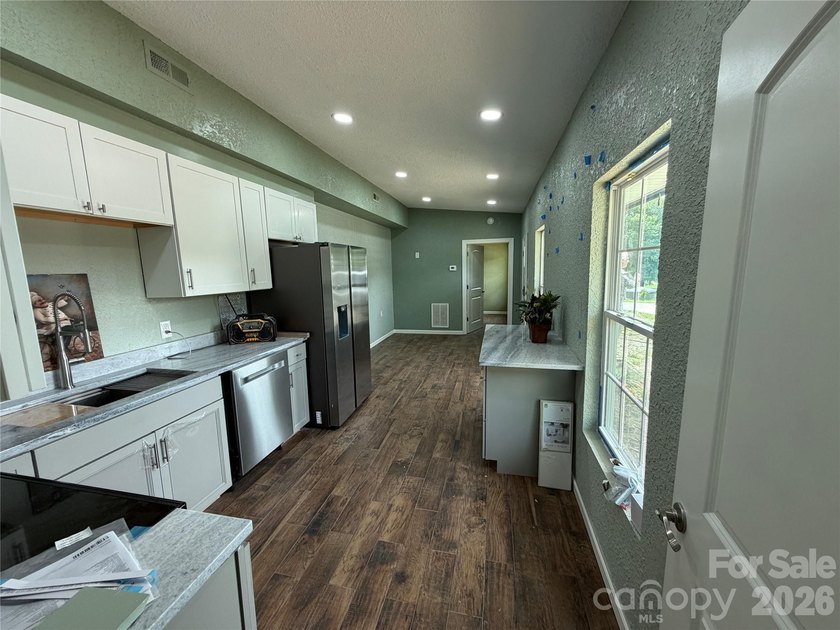 68 Circle Drive offers a unique opportunity to own a newly - photo 5