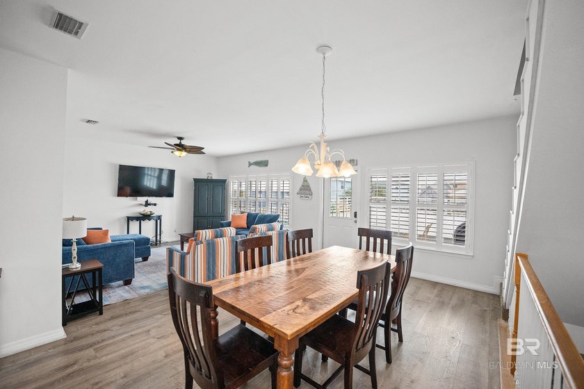 Exceptional Gulf Coast investment and family retreat opportunity - photo 18