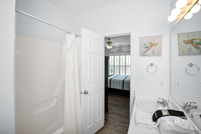 Exceptional Gulf Coast investment and family retreat opportunity - photo 24