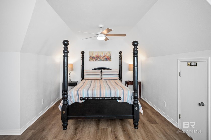Exceptional Gulf Coast investment and family retreat opportunity - photo 26