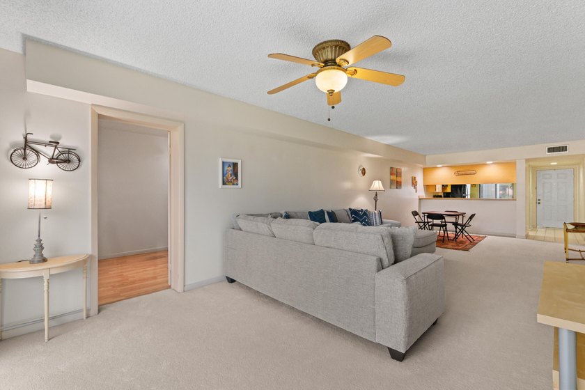 Spacious 2 bed, 2 bath condo in the sought-after Village Blvd - photo 8