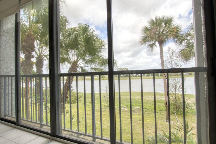 MOTIVATED SELLER. 1/1 condo with a full view of the lake off - photo 11