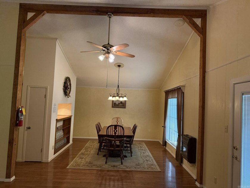 Prime Commercial Opportunity with Residential Living in Mountain - photo 22