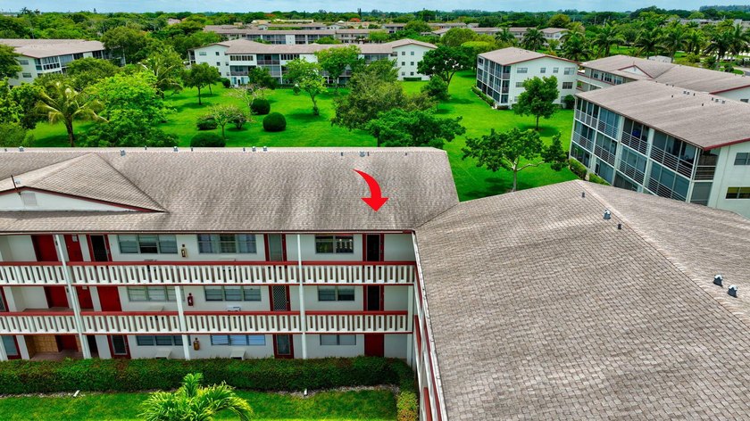 Located on the third and top floor with no neighbors above and - photo 46