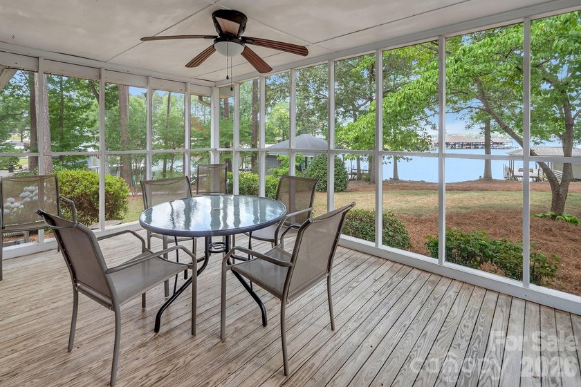 Lake Tillery sunsets, gentle waters, and a beautifully shaded - photo 2