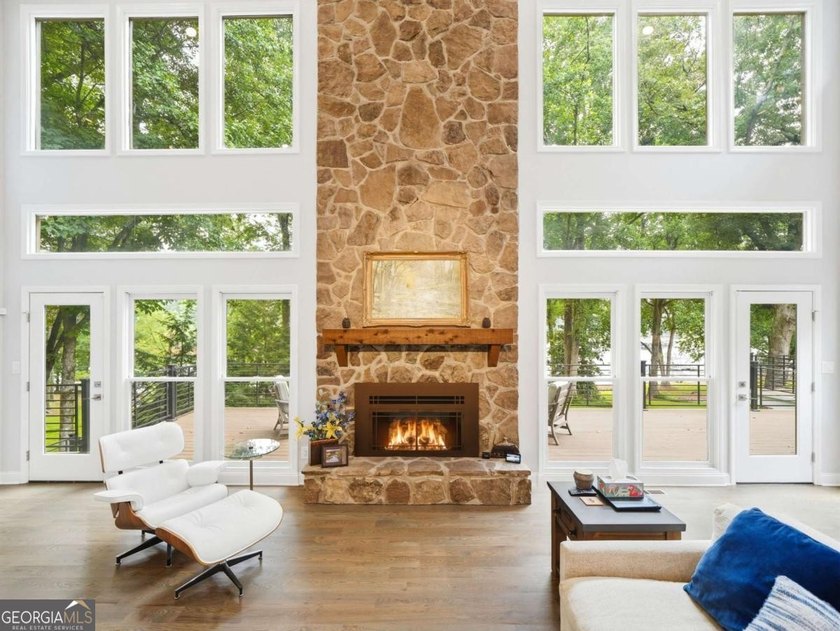 Welcome to your private Lake Lanier retreat, where luxury - photo 12