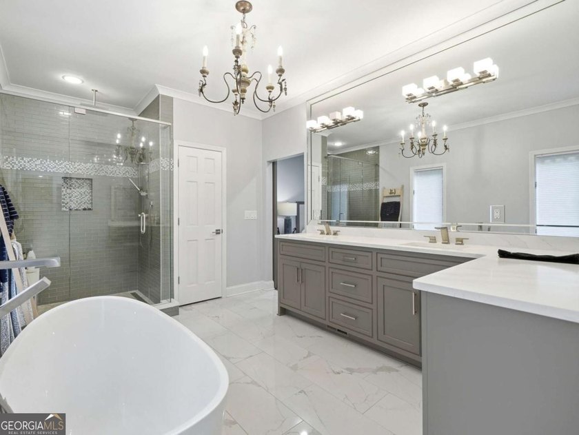 Welcome to your private Lake Lanier retreat, where luxury - photo 34