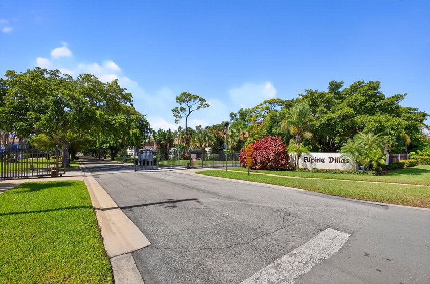 Welcome to this beautifully updated home featuring a New Roof - photo 35
