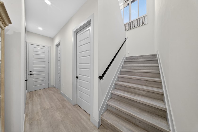 Welcome to this gorgeous 2024-built home in a no HOA - photo 18