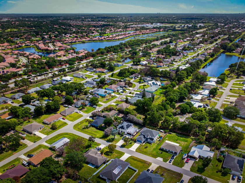 Welcome to this gorgeous 2024-built home in a no HOA - photo 40