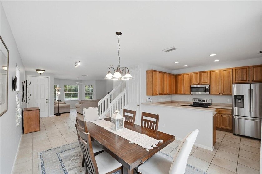 Discover this beautiful three bedroom 2.5 bath, 2.5-bath - photo 16