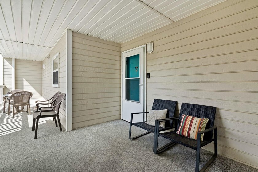 EXCEPTIONAL WATERFRONT INVESTMENT OPPORTUNITY! This fully - photo 21
