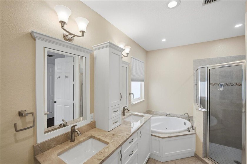 Discover this beautiful three bedroom 2.5 bath, 2.5-bath - photo 24