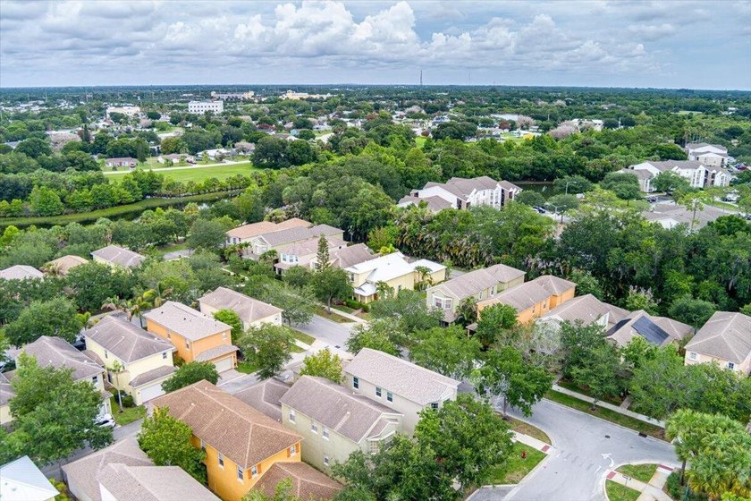 Discover this beautiful three bedroom 2.5 bath, 2.5-bath - photo 42