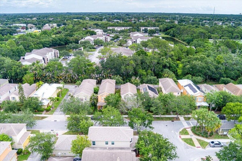 Discover this beautiful three bedroom 2.5 bath, 2.5-bath - photo 43