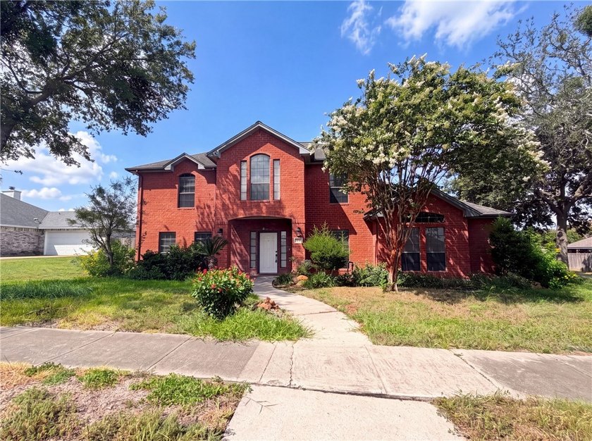 This Corpus Christi two-story home offers a patio, and a two-car - photo 22
