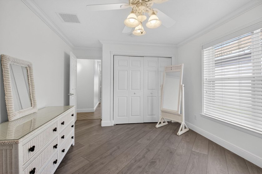Welcome to your new home! As you pull up you will notice full - photo 23