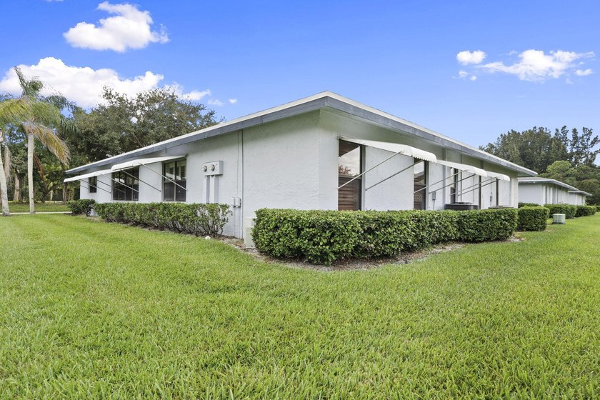 Welcome to easy Florida living in this charming condo located in - photo 30