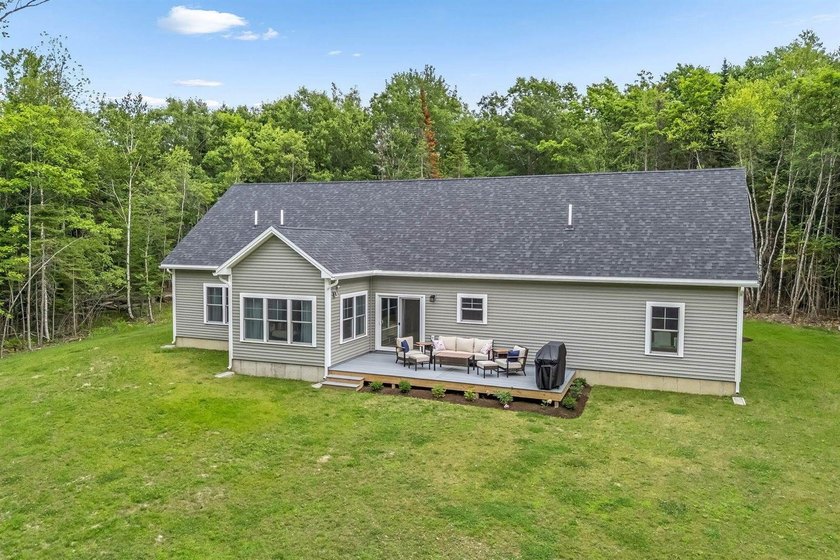 Built in 2025, this beautifully crafted 3-bedroom, 2-bath home - photo 7