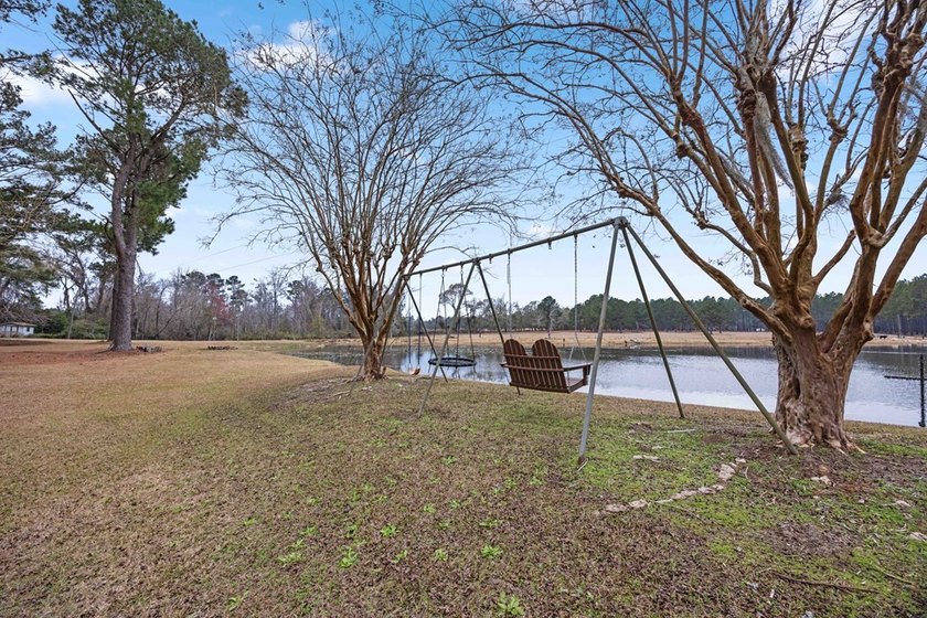 Perfectly maintained, like-new two-bedroom, two-bath home - photo 43