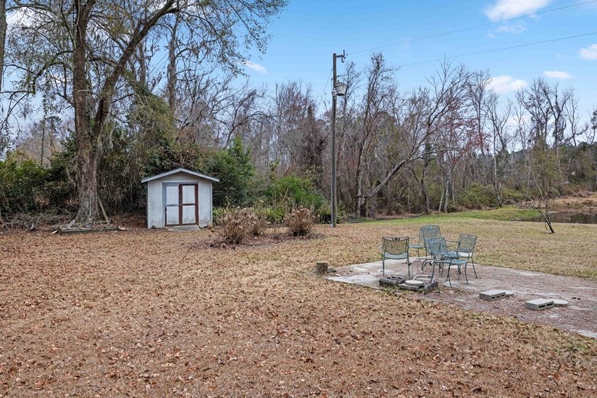 Perfectly maintained, like-new two-bedroom, two-bath home - photo 46