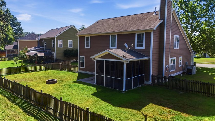 Professional photos coming soon! Welcome home to this beautiful - photo 36