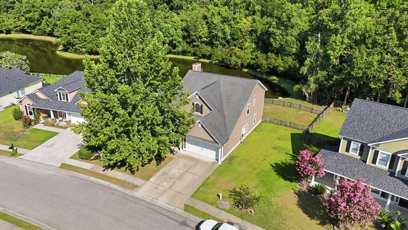 Professional photos coming soon! Welcome home to this beautiful - photo 44