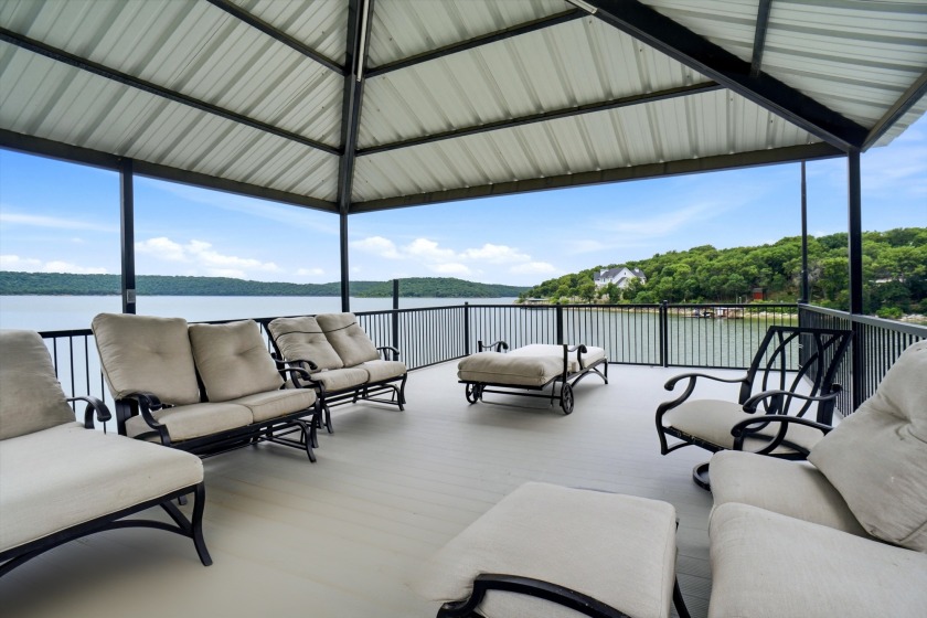Split Level Waterfront Home SOLD - photo 4