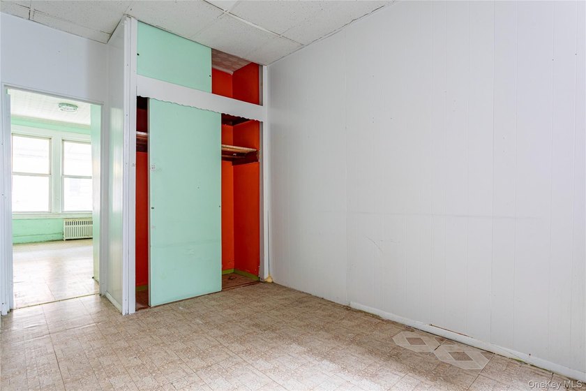 Four Unit rowhouse in the heart of Sunset Park with nicely - photo 5