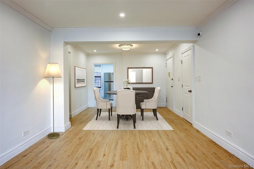 PARK MANOR CONDOMINIUM. One of a Kind CONDO, fully renovated - photo 9