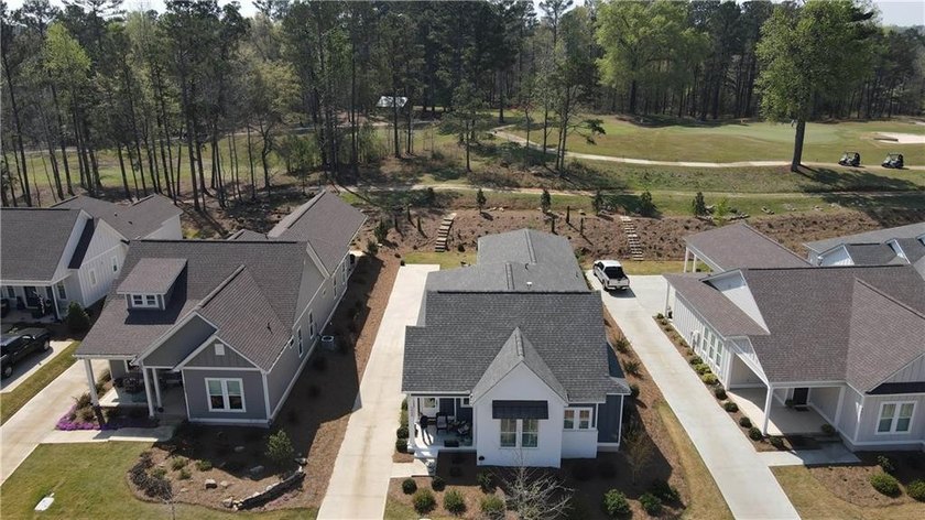 Perfectly positioned along the Grand National golf course in - photo 12