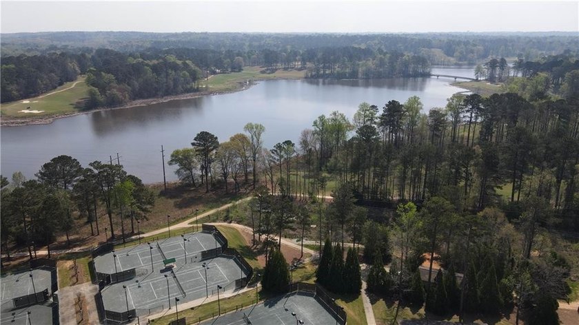 Perfectly positioned along the Grand National golf course in - photo 16