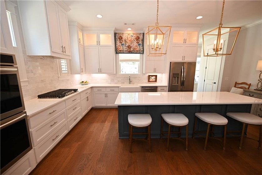 Perfectly positioned along the Grand National golf course in - photo 28