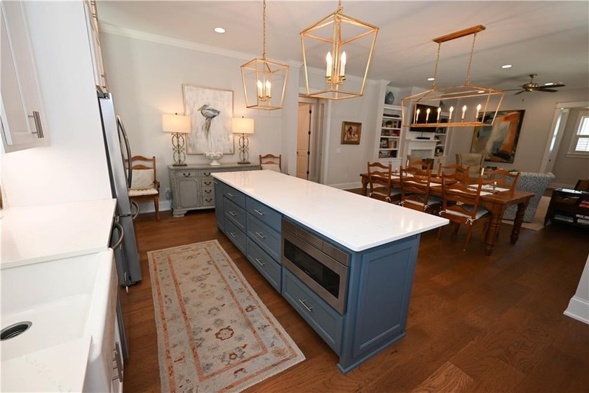Perfectly positioned along the Grand National golf course in - photo 29
