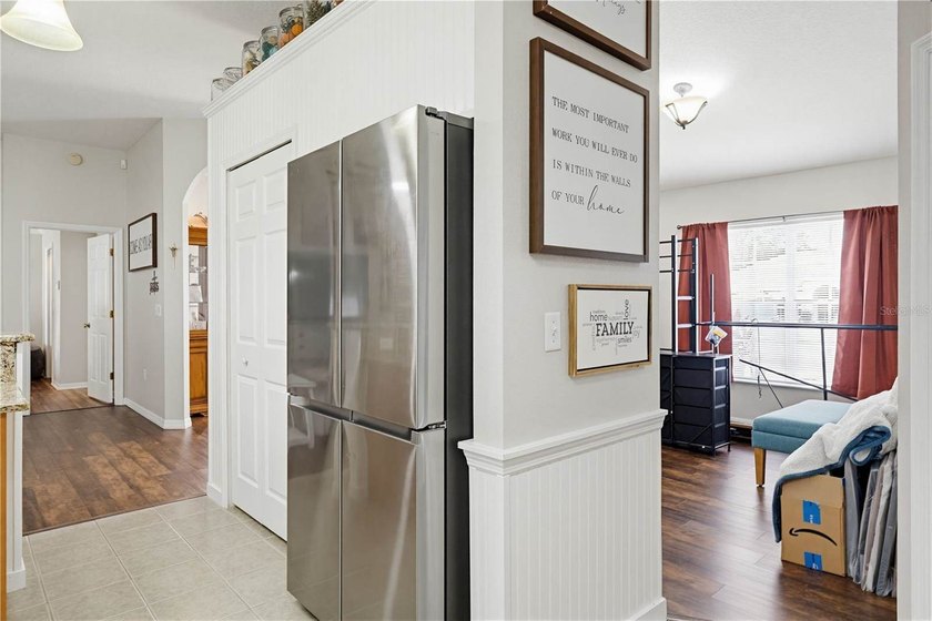 Enjoy the Florida lifestyle in this spacious and beautifully - photo 6