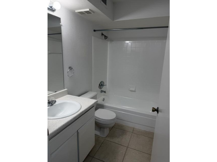 !!! BEAUTIFUL 2 BEDROOMS 2 BATHS IN GREAT LOCATION !!! MINUTES - photo 15