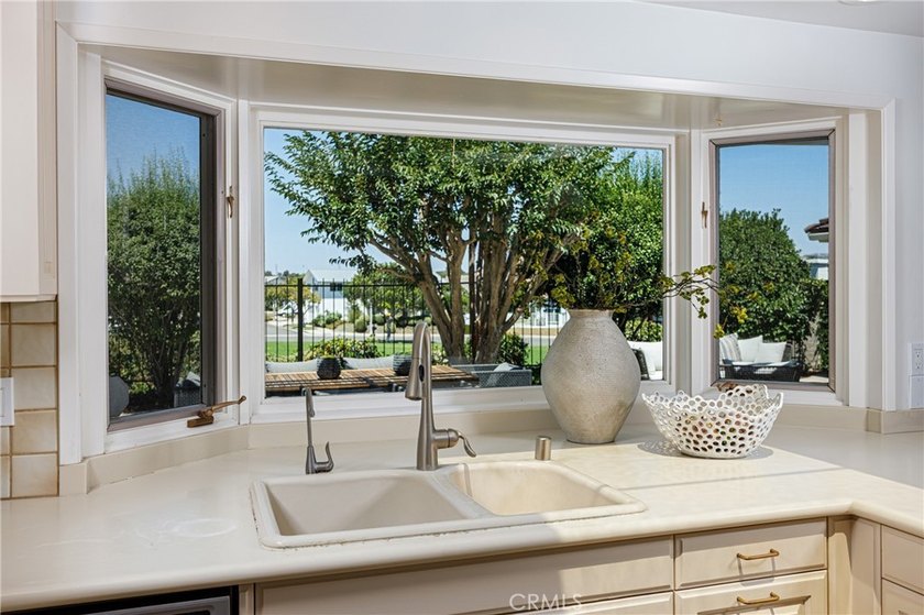 Single-Level Living in Harbor View Hills South! Flooded with - photo 16