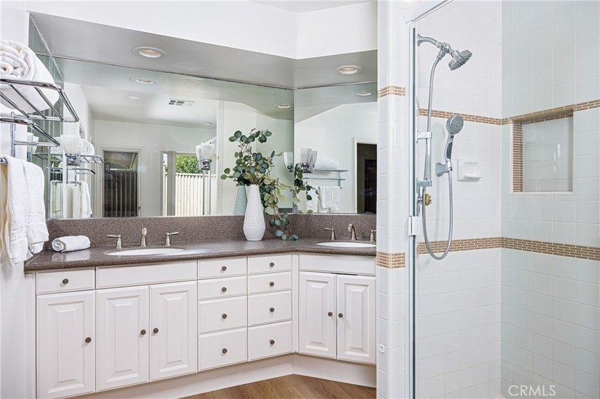 Single-Level Living in Harbor View Hills South! Flooded with - photo 23