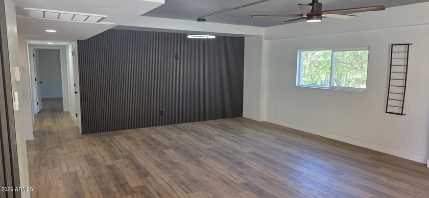 URBAN LIVING FULLY REMODELED. Ready for quick move-in! This - photo 11