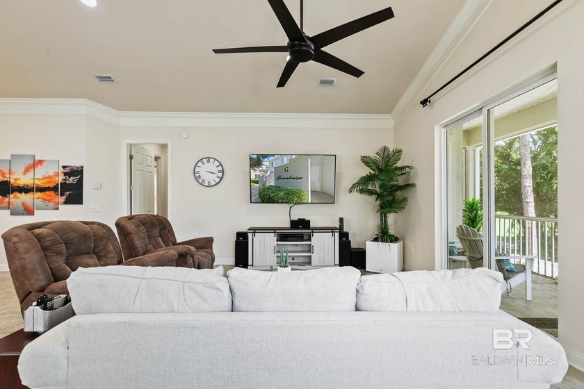 Welcome to the Links Golf Villas! Located in The Peninsula which - photo 11