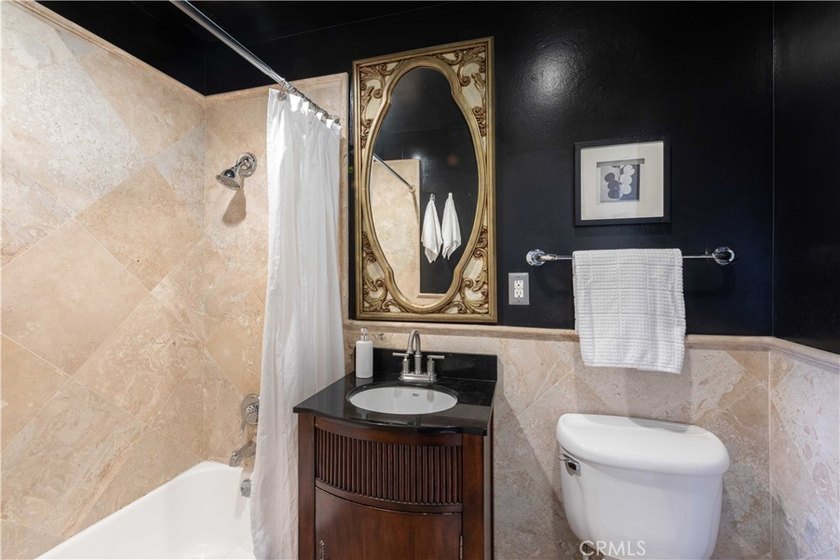 This stylish 1-bedroom, 1-bathroom condo in The Royal Palms is - photo 15
