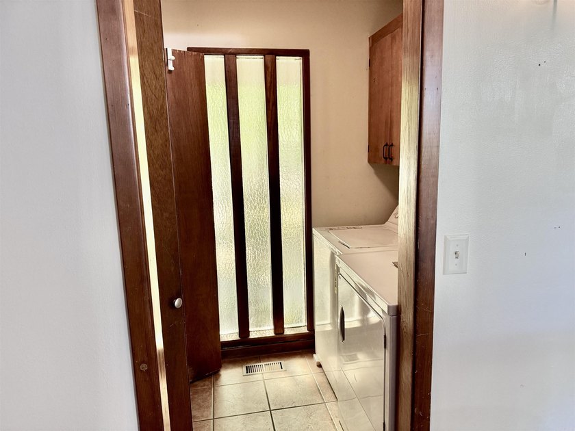 Wonderful 4BR/2BA home in a great neighborhood with a partial - photo 24