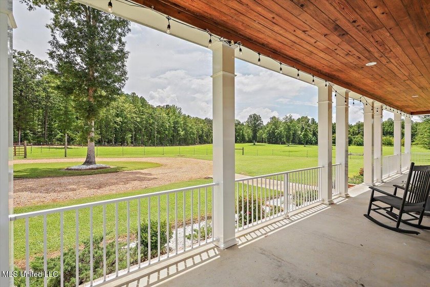 The owners will sell 10 to 23 acre lakefront homesite tracts, if - photo 19