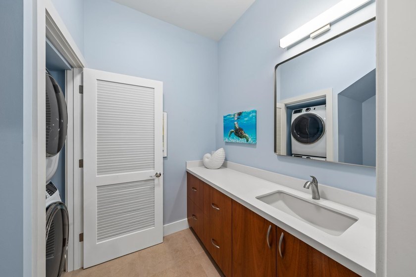 Experience luxury living at 115 Kai La Place, Kai Malu Maui - photo 32