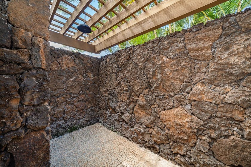 Experience luxury living at 115 Kai La Place, Kai Malu Maui - photo 44