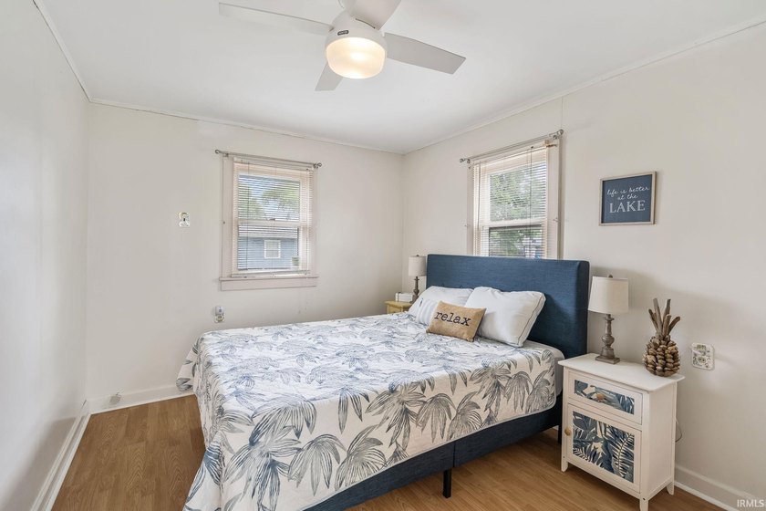 Enjoy waterfront living with this adorable 2-bedroom, 1-bath - photo 11