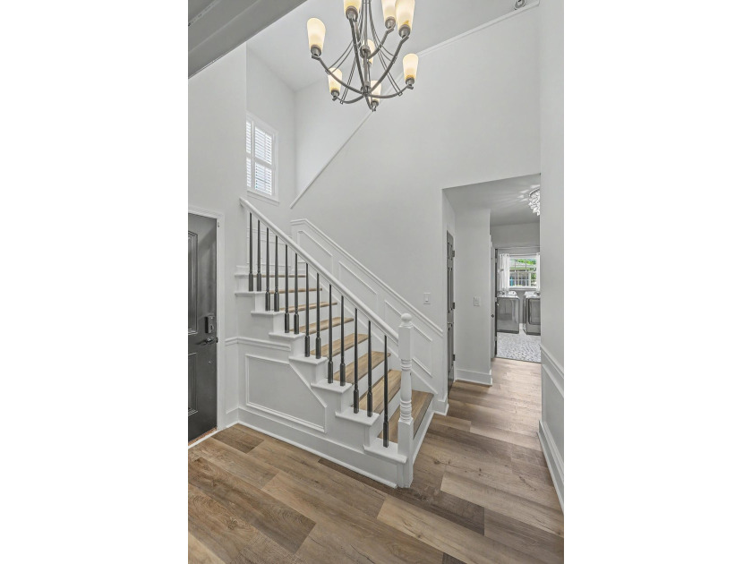 Welcome to 1413 Spanish Moss Court, where timeless Lowcountry - photo 12