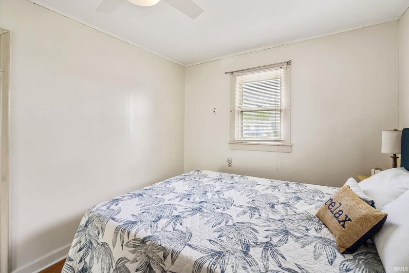 Enjoy waterfront living with this adorable 2-bedroom, 1-bath - photo 12