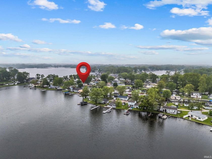 Enjoy waterfront living with this adorable 2-bedroom, 1-bath - photo 26